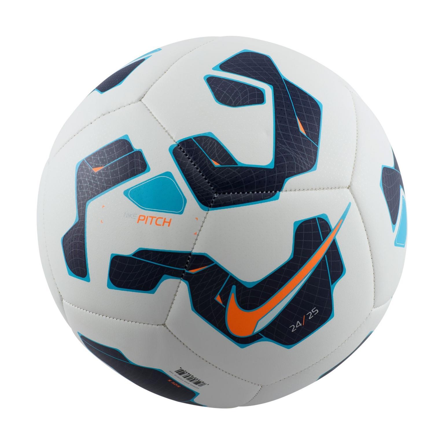 Pitch, jalkapallo - full image 2