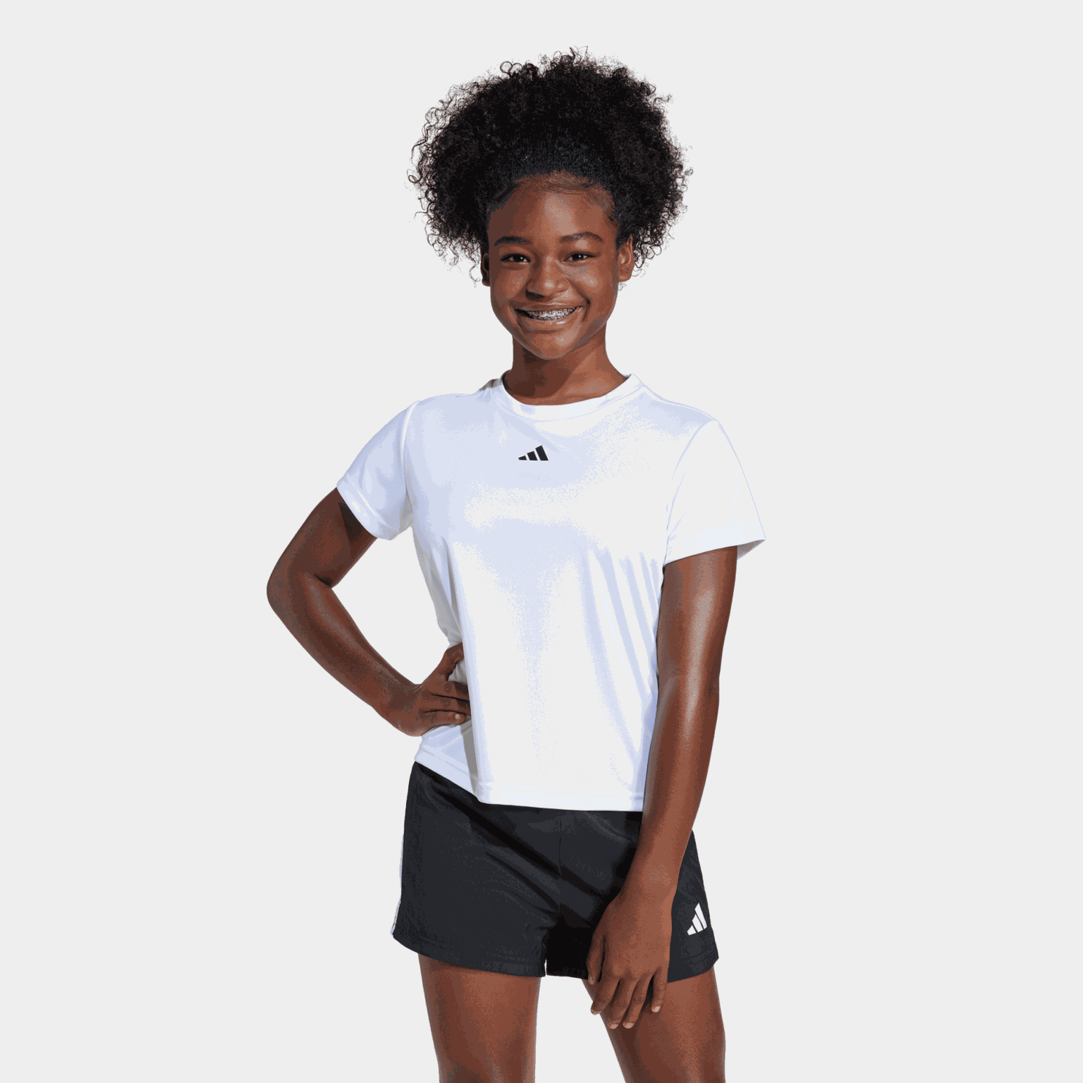 Train Essentials Regular Fit Logo Training T-Shirt, nuorten t-paita - full image 1