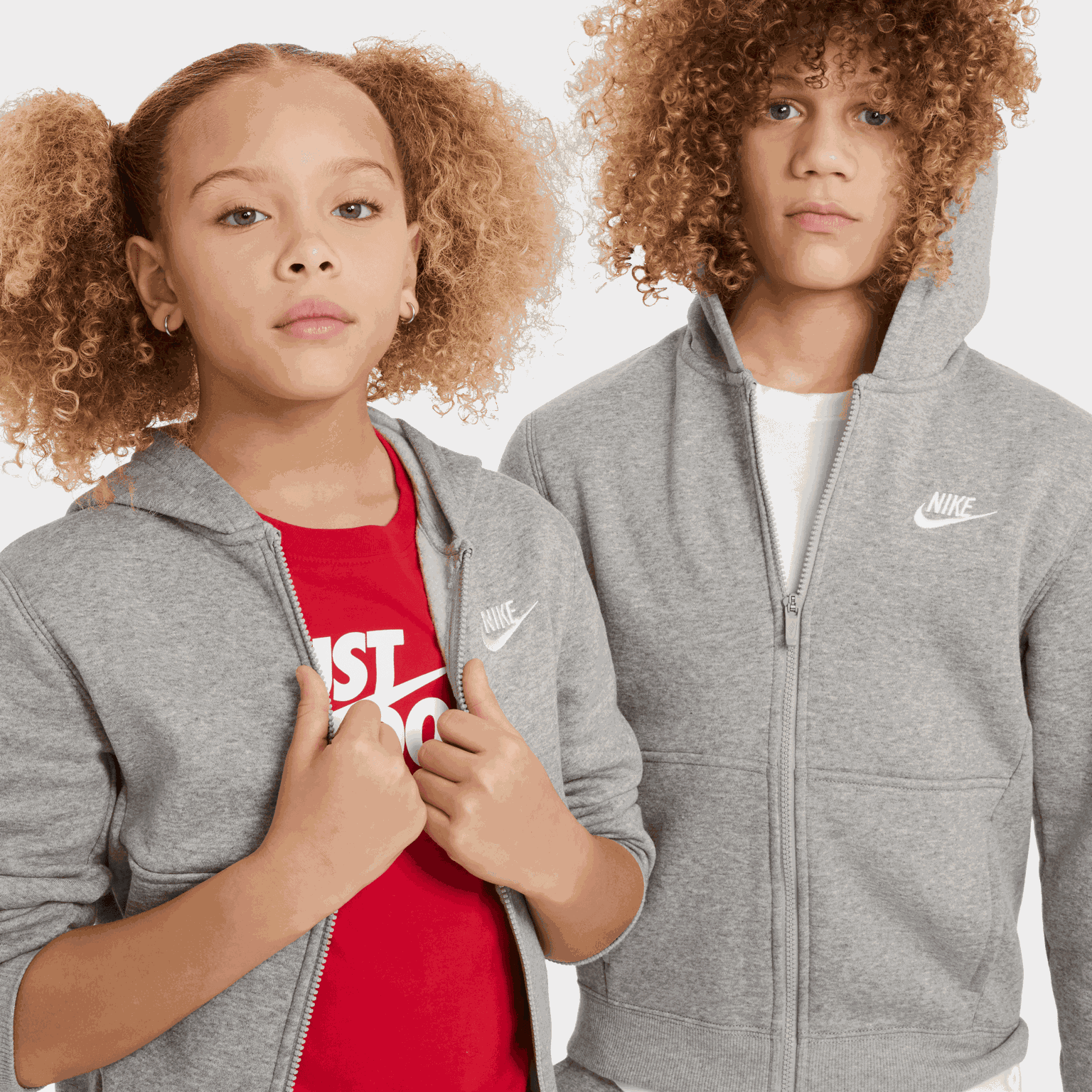 Sportswear Club Fleece, nuorten verryttelyasu - full image 4