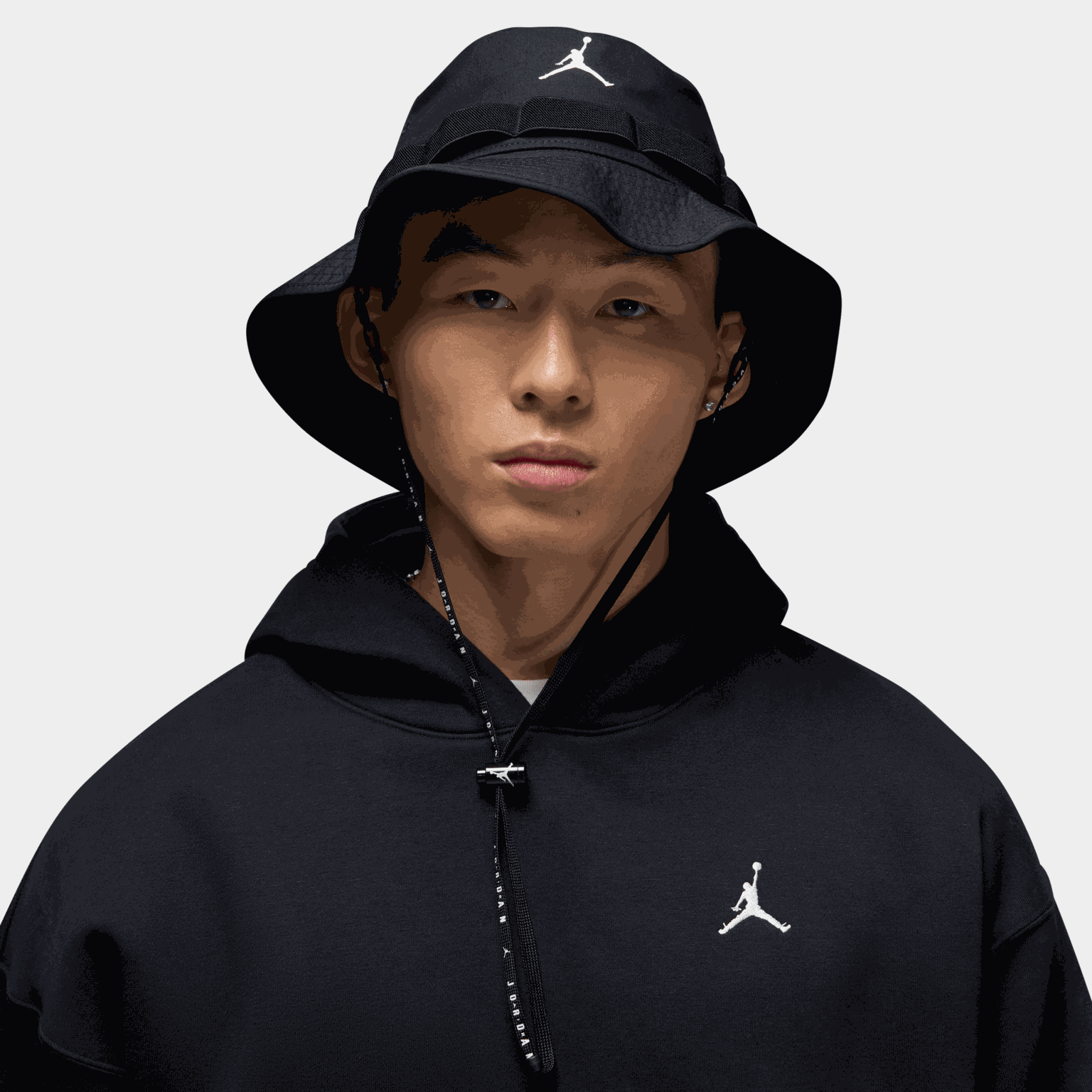U J Apex Bucket Jumpman, bucket-hattu - full image 1