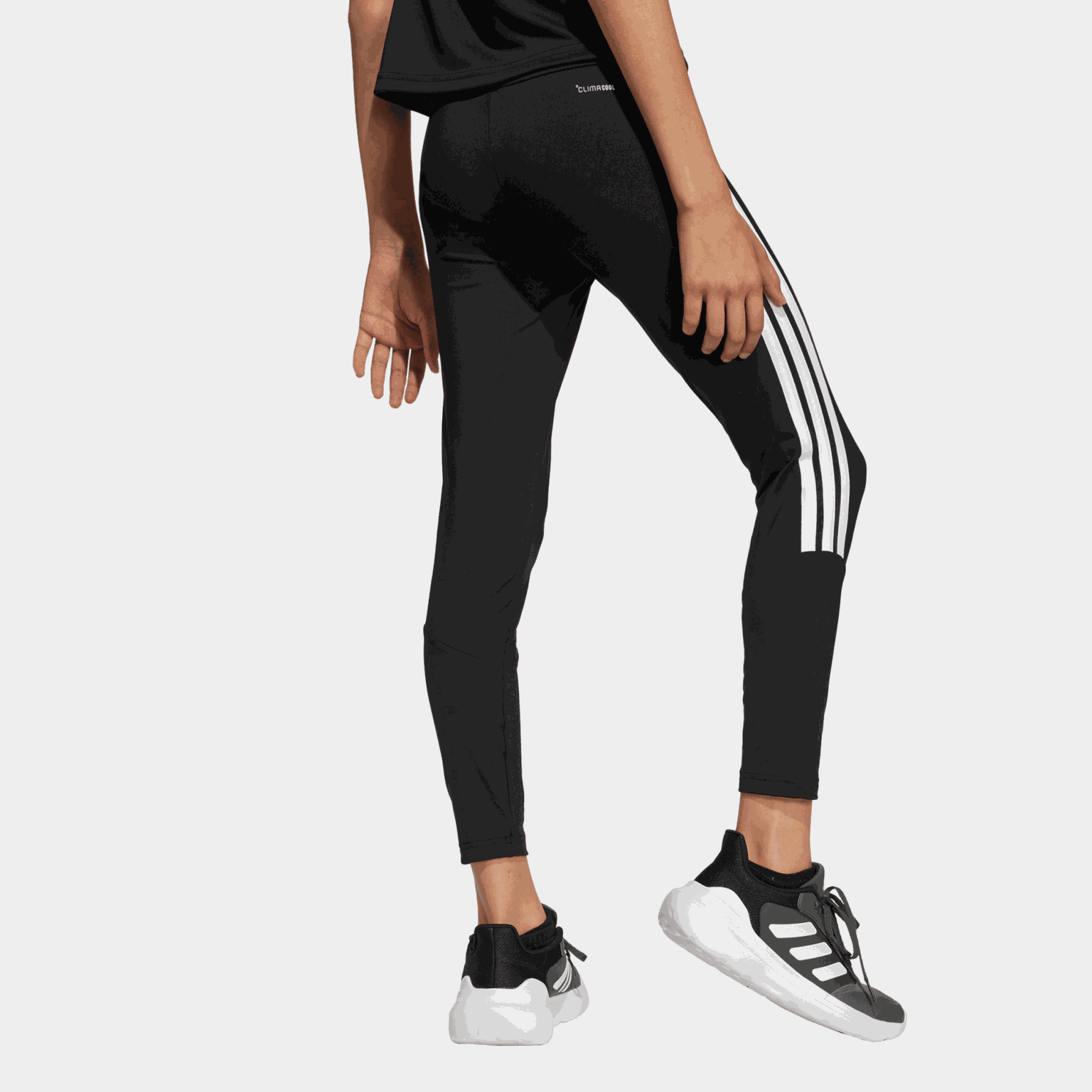 Train Essentials 3-Stripes Leggings, nuorten treenitrikoot - full image 2