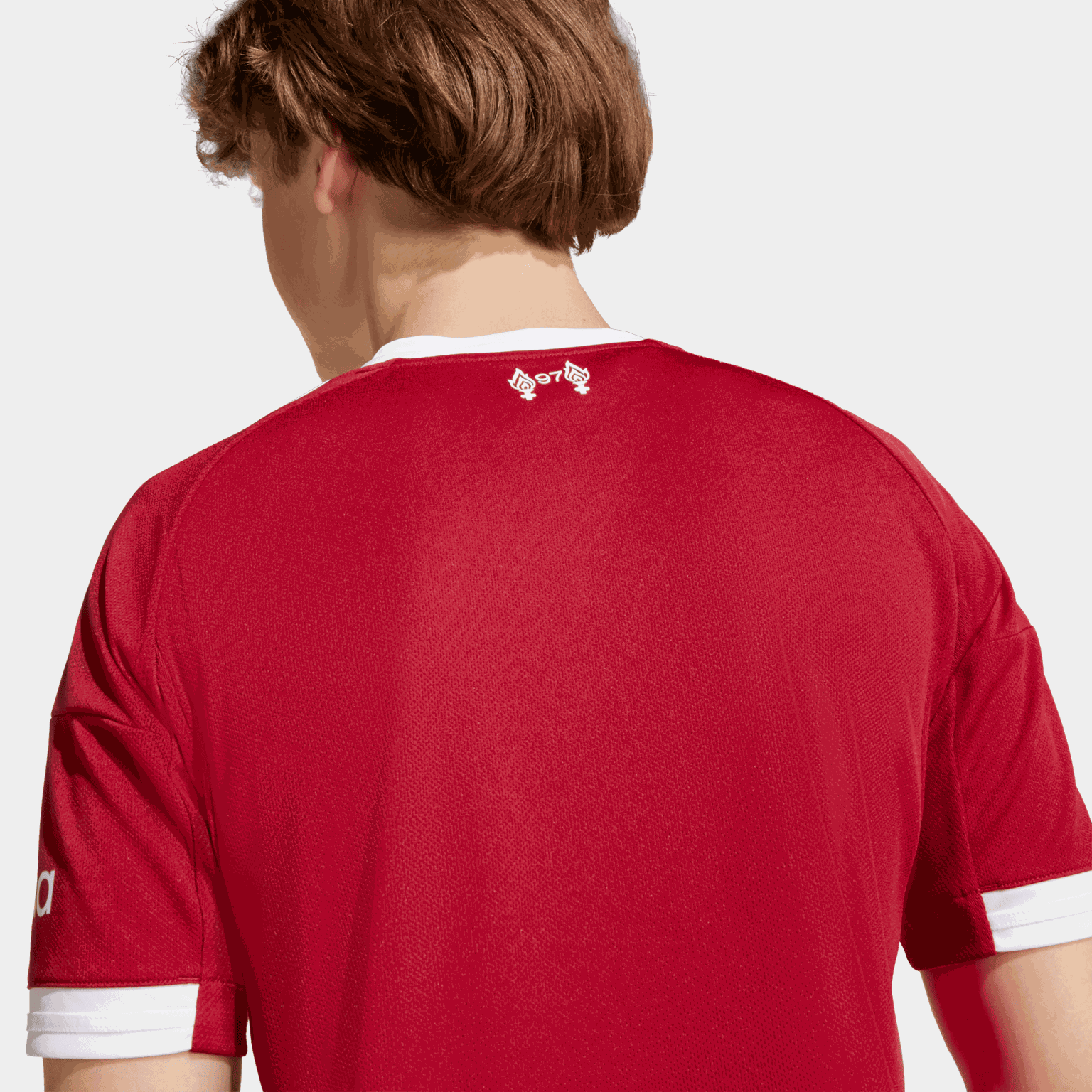 Liverpool Home Jersey 2025/26, nuorten pelipaita 25/26 - full image 3
