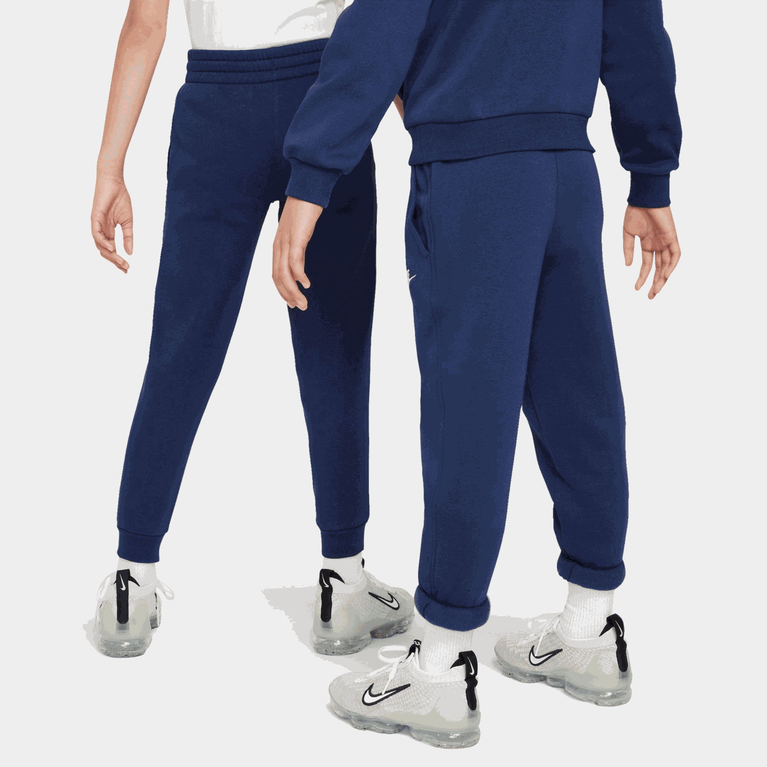 Sportswear Club Fleece, nuorten collegehousut - full image 2