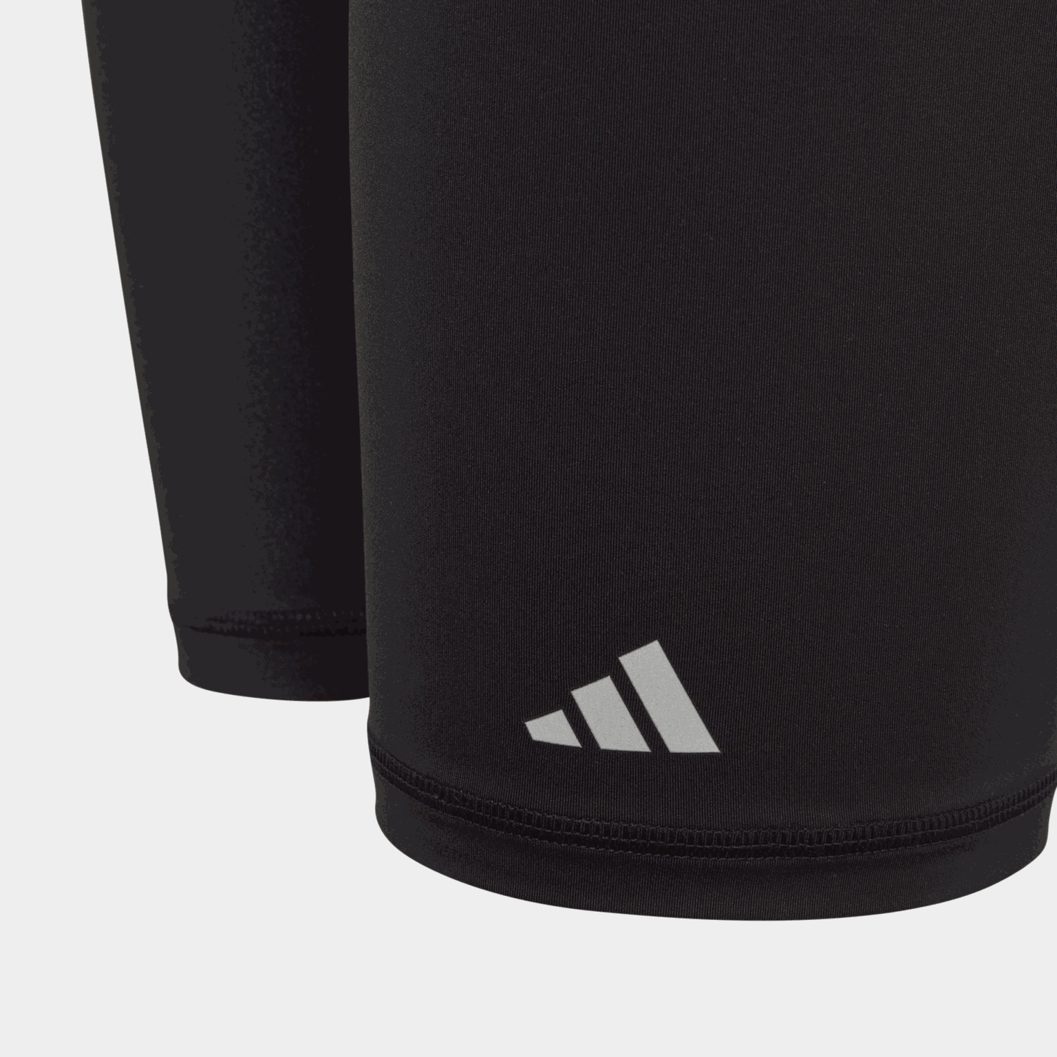 Techfit Short Tights, nuorten kompressioshortsit jalkapalloon - full image 4