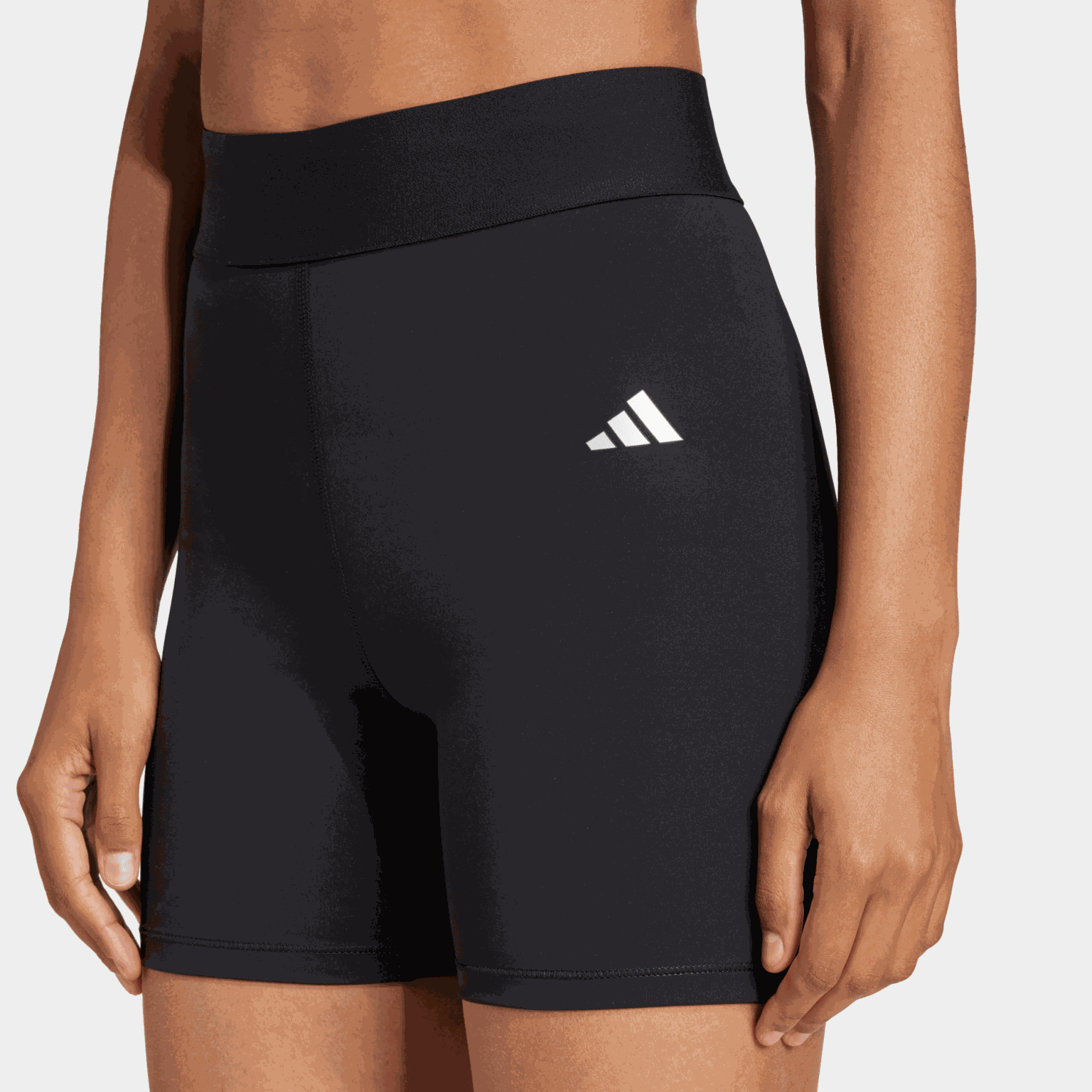 Techfit Short Tight, naisten kompressioshortsit jalkapalloon - full image 3
