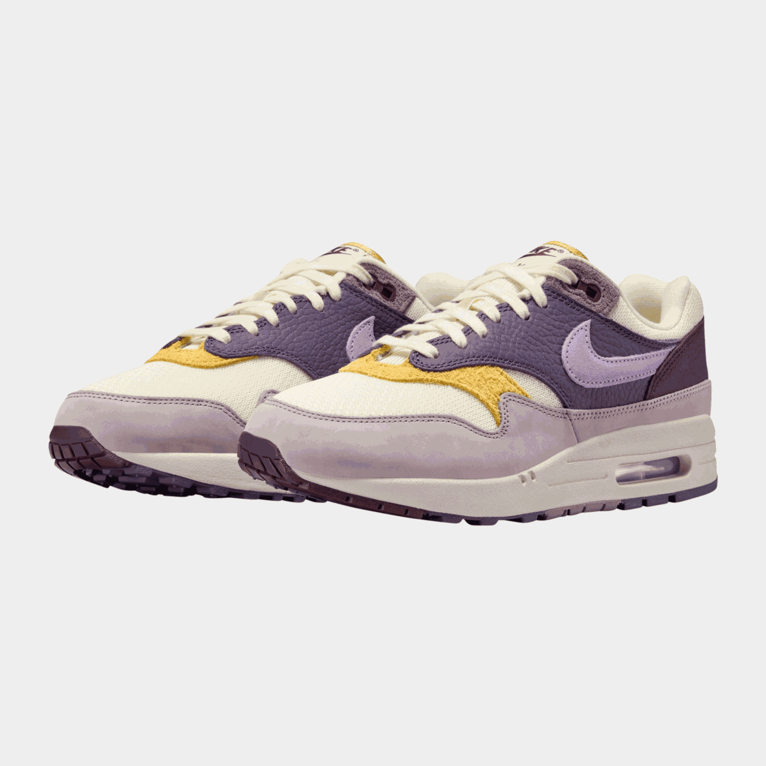 Air Max 1 87, naisten kengät - full image 1