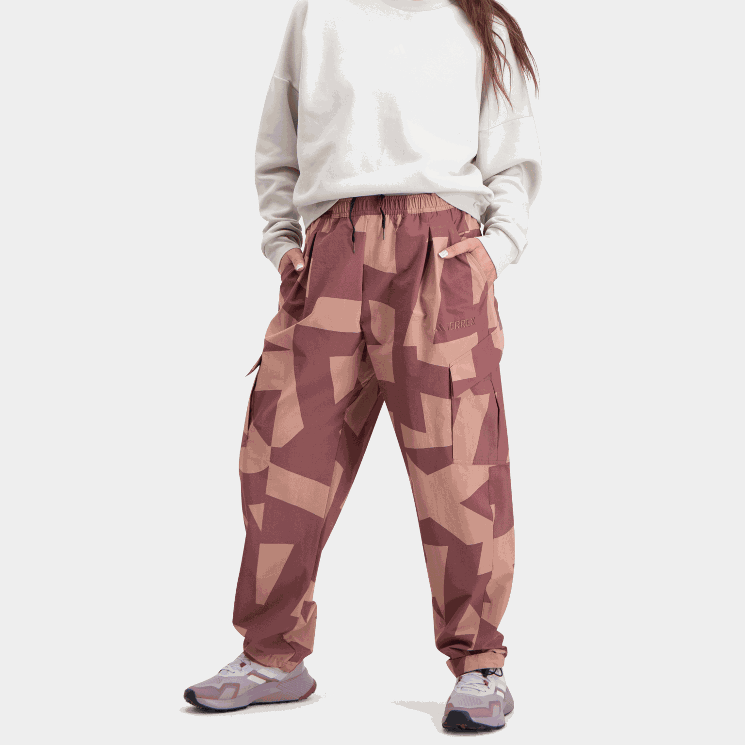 Terrex Xploric Cargo Joggers, naisten vaellushousut - full image 4