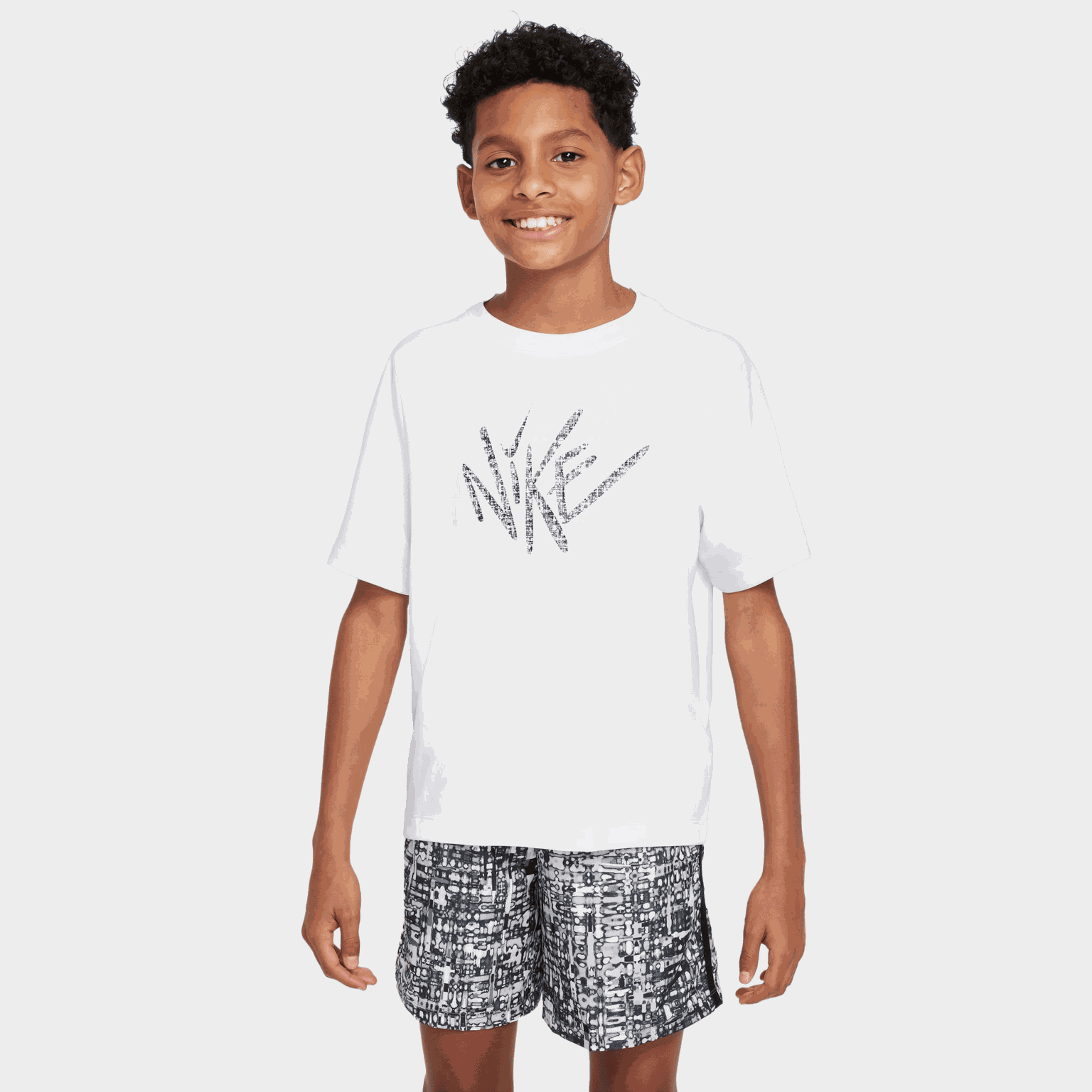 B Nk Df Multi Ss Top Gx Bold, lasten t-paita - full image 1