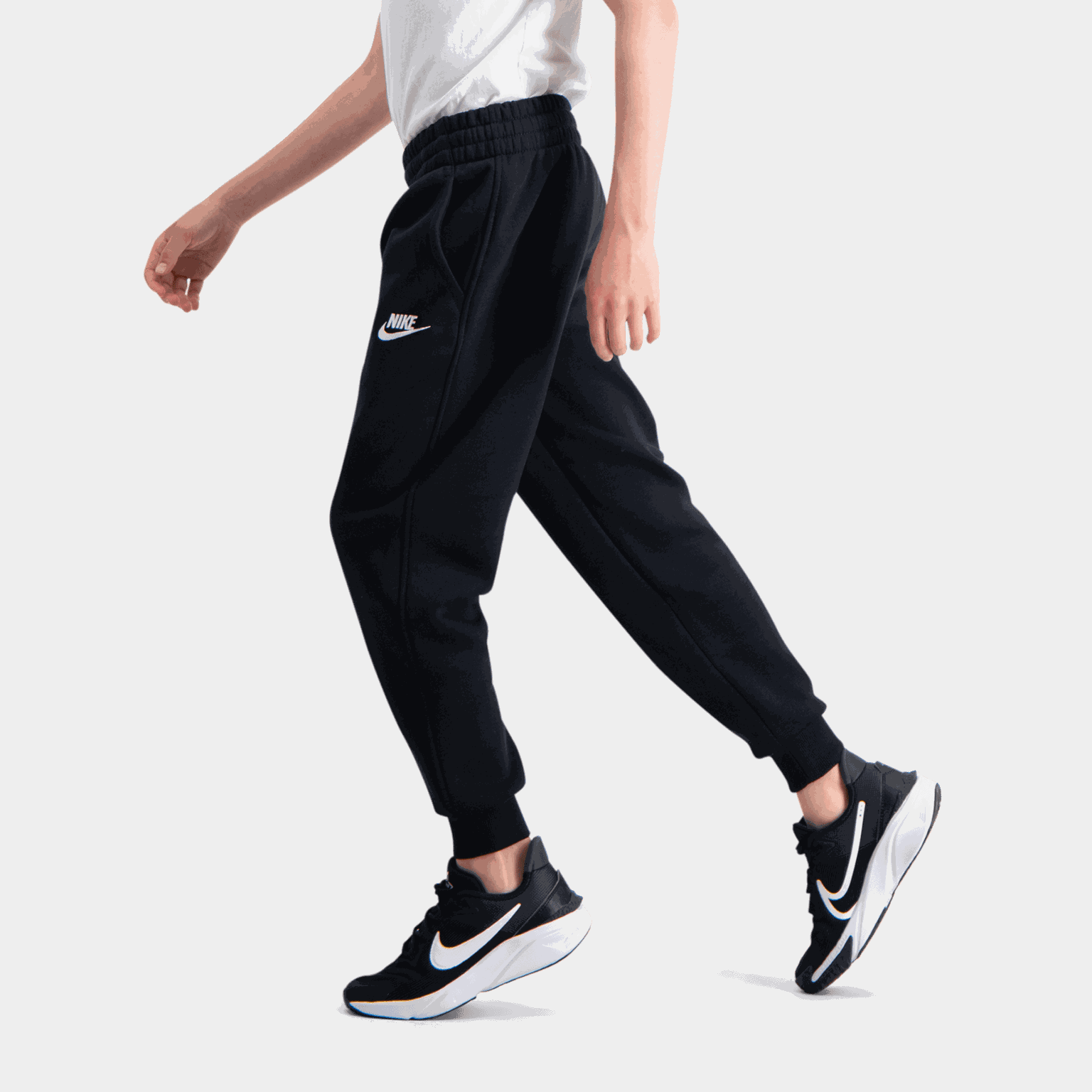 Sportswear Club Fleece, nuorten verryttelyasu - full image 4