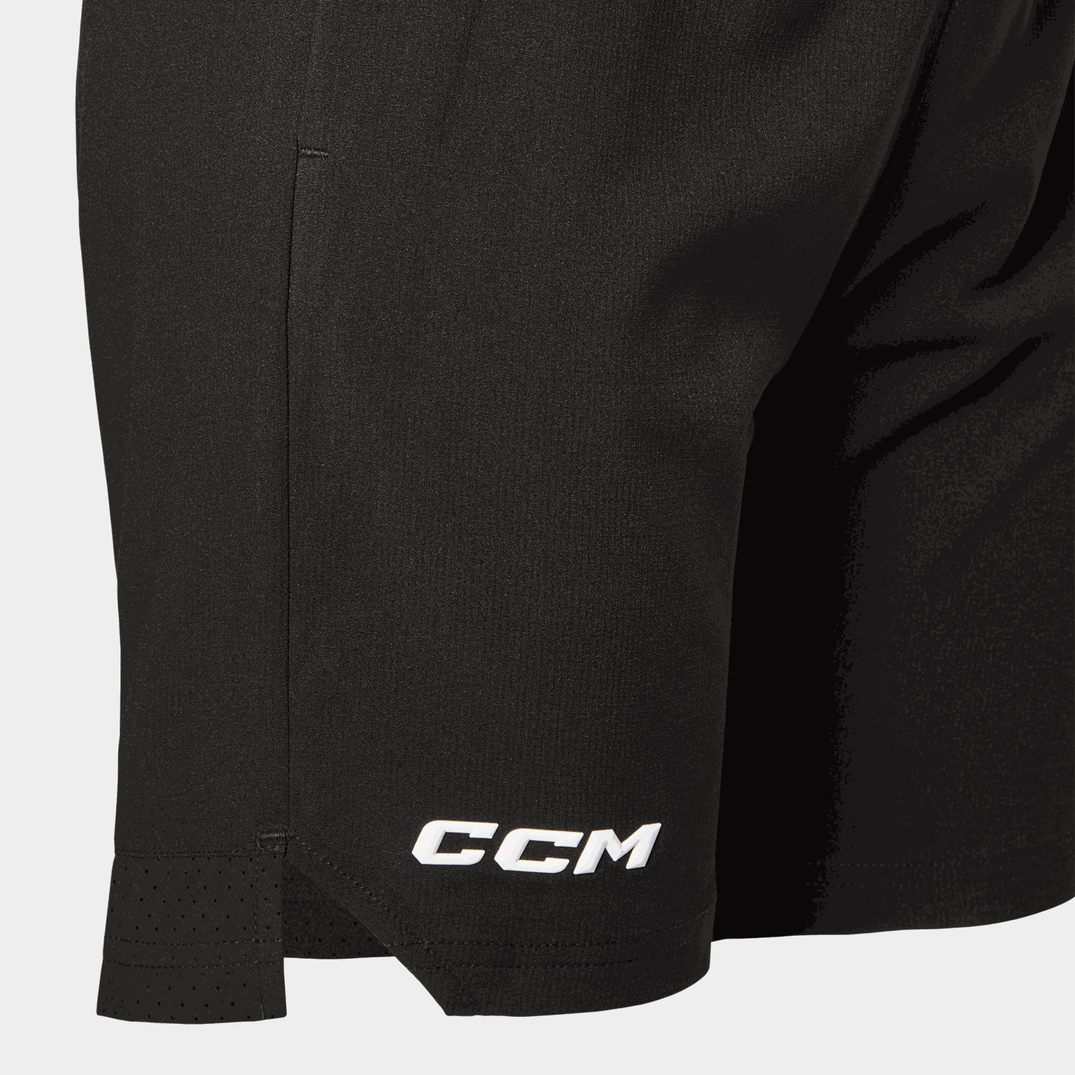 Team Shorts Yt 26/27 - full image 3