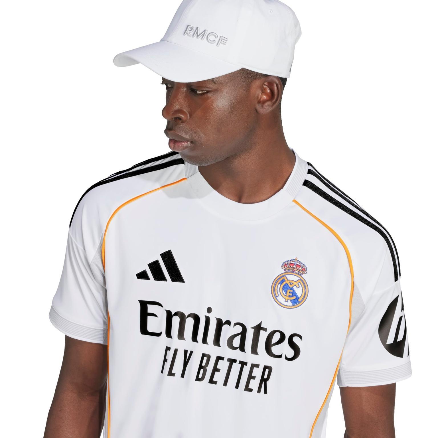 Real Madrid Home Jersey 2025/26, miesten jalkapalloasu 25/26 - full image 2